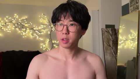 Snapshot of unhingedwang chatting on 11.16.25 wang online show from 11.16.25