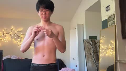 Snapshot of unhingedwang chatting on 11.16.25 wang online show from 11.16.25