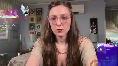 Snapshot of unicornfairy55 chatting on 06.22.26 Lola Moonstone online show from 06.22.26