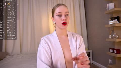 UnnaBella online show from 12.17.24