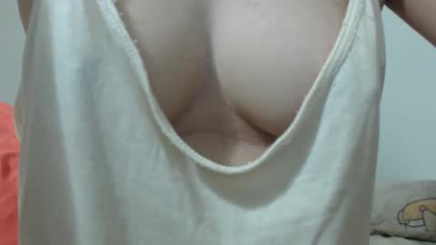 Snapshot of unpenetrated chatting on 01.15.25 unny online show from 01.15.25