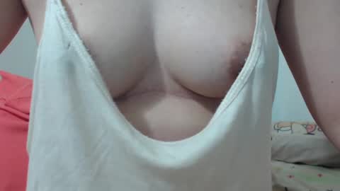 Snapshot of unpenetrated chatting on 01.16.25 unny online show from 01.16.25