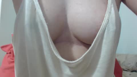 Snapshot of unpenetrated chatting on 01.31.25 unny online show from 01.31.25