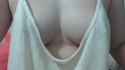 Snapshot of unpenetrated chatting on 02.02.25 unny online show from 02.02.25