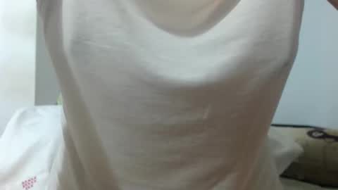 Snapshot of unpenetrated chatting on 10.23.25 unny online show from 10.23.25