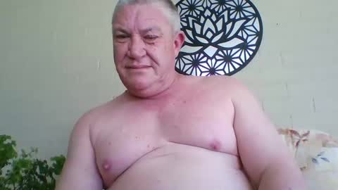 Snapshot of untameddesire69 chatting on 02.19.25 THICK hard online show from 02.19.25