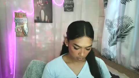 ur_dazzlingmorenaxx online show from 04.20.26