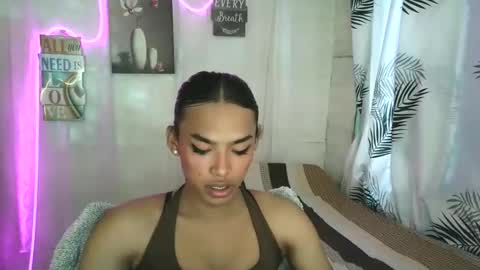 ur_dazzlingmorenaxx online show from 04.21.26