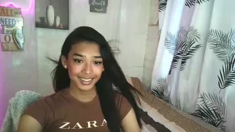 ur_dazzlingmorenaxx online show from 04.23.26