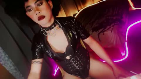 MISS ANNA online show from 11.30.25