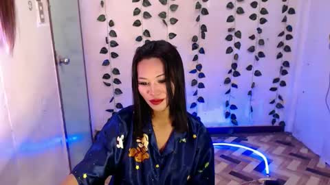 ur_hottest_girl online show from 01.15.26