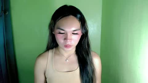 QUEENSY online show from 03.12.25