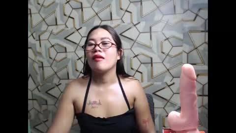 Snapshot of ur_prettychelsie18 chatting on 05.22.26 ur_prettychelsie18 online show from 05.22.26