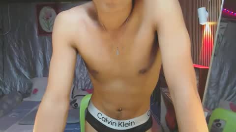 ur_shan21 online show from 11.17.25