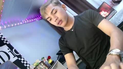 Snapshot of ur_shan21 chatting on 07.12.26 ur_shan21 online show from 07.12.26