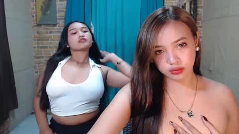 ur_truelyhot_dre online show from 04.21.26