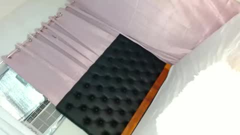 Snapshot of ur_tsemma chatting on 11.07.25 emma online show from 11.07.25