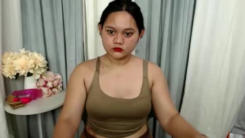 Snapshot of urasian_cassey chatting on 04.17.26 urasian_cassey online show from 04.17.26