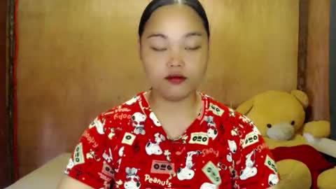 Lycah online show from 10.13.25