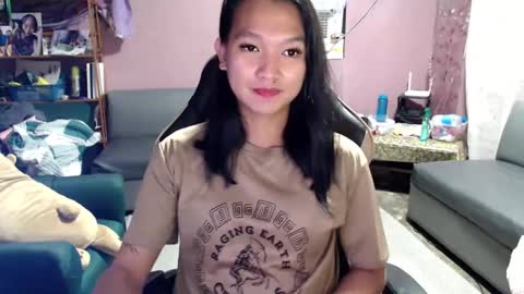 NEWRA  ALLISON online show from 03.08.25