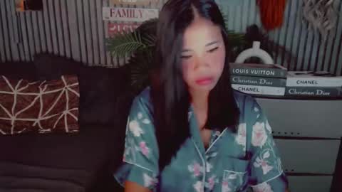 urasian_pinay_gurl online show from 05.06.26