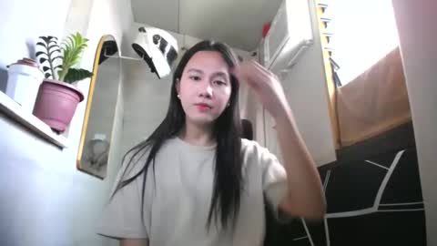 Erika online show from 04.22.26
