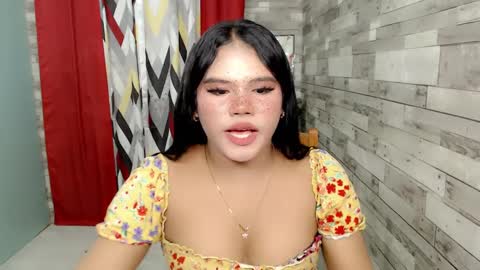 Snapshot of urbabysofia0305 chatting on 12.20.24 Sofia online show from 12.20.24