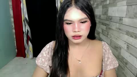 Snapshot of urbabysofia0305 chatting on 01.31.25 Sofia online show from 01.31.25