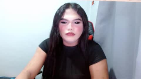 Snapshot of urbabysofia0305 chatting on 10.28.25 Sofia online show from 10.28.25