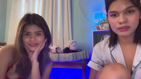 Snapshot of urbbgurl_lynxx chatting on 11.06.25 Urbbgurl lynxx online show from 11.06.25