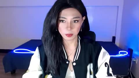 Snapshot of urbeautifulalexa chatting on 05.05.26 Miss alexa online show from 05.05.26