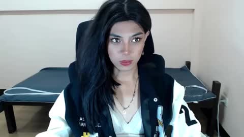 Snapshot of urbeautifulalexa chatting on 05.07.26 Miss alexa online show from 05.07.26