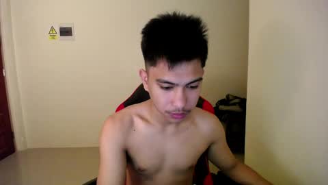 Snapshot of urcuteguy_jhonx chatting on 04.28.26 Dannie online show from 04.28.26