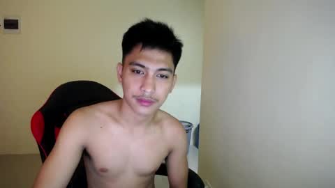 Snapshot of urcuteguy_jhonx chatting on 04.30.26 Dannie online show from 04.30.26