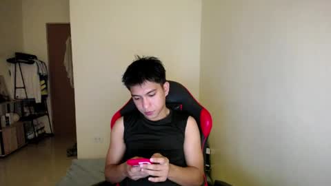 Snapshot of urcuteguy_jhonx chatting on 05.17.26 Dannie online show from 05.17.26