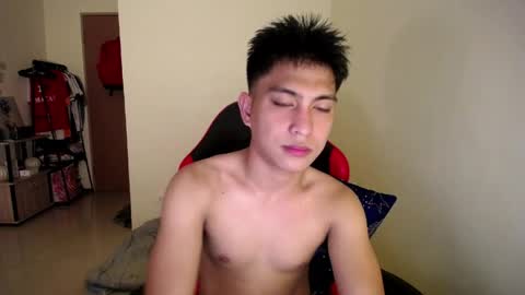 Snapshot of urcuteguy_jhonx chatting on 05.24.26 Dannie online show from 05.24.26
