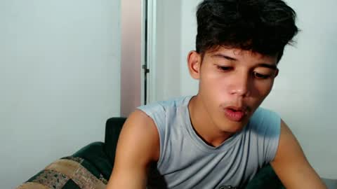 Snapshot of urdreamboy_clarin chatting on 06.18.26 urdreamboy_clarin online show from 06.18.26
