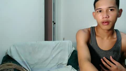 Snapshot of urdreamboy_clarin chatting on 06.23.26 urdreamboy_clarin online show from 06.23.26