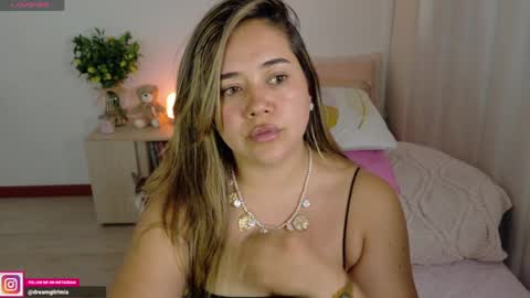 Snapshot of urdreamgiirl chatting on 04.07.26 Mia Miller online show from 04.07.26