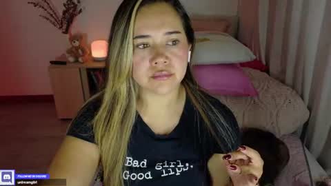 Snapshot of urdreamgiirl chatting on 06.21.26 Mia Miller online show from 06.21.26