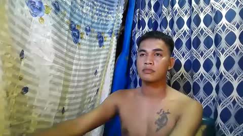 Snapshot of urexotic_cock chatting on 01.21.25 urexotic_cock online show from 01.21.25