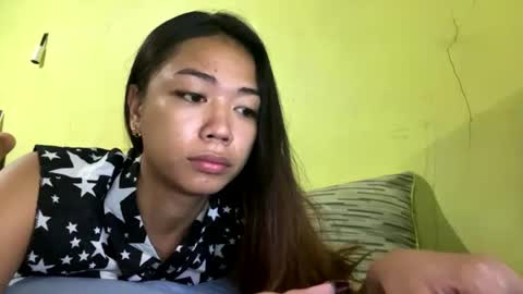 Snapshot of urfantacyjamaica chatting on 06.20.26 ayumi reacher online show from 06.20.26