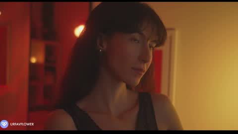 Snapshot of urfavflwers chatting on 02.22.25 Aleksandra online show from 02.22.25