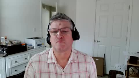 Snapshot of urfavteach50 chatting on 03.26.26 Gregor online show from 03.26.26