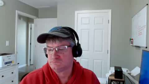 Snapshot of urfavteach50 chatting on 05.05.26 Gregor online show from 05.05.26