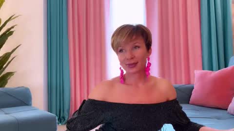 Snapshot of urgoddessjenny chatting on 01.17.26 Jenny online show from 01.17.26