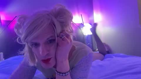 Snapshot of urgrlkandalee chatting on 01.18.26 urgrlkandalee online show from 01.18.26