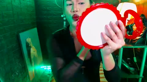 Snapshot of urhardcockqueenxxx chatting on 01.05.25 queen norelle online show from 01.05.25