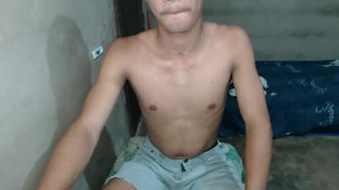 urhot_chris online show from 03.05.26