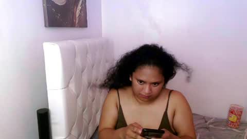 Snapshot of urhotmariahclara chatting on 05.22.26 Anna online show from 05.22.26